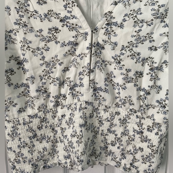 Abercrombie & Fitch Floral Blouse - Picture 3 of 4